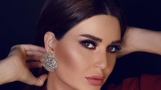 استلهمي إطلالتك من ملابس سرين عبد النور في رمضان 2020