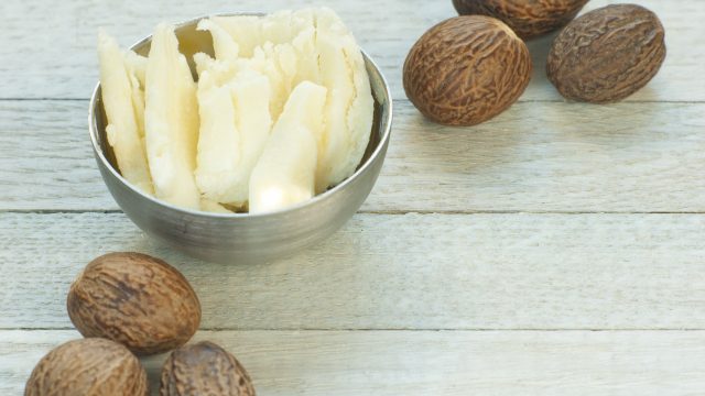 أفضل منتجات زبدة الشيا للعناية بجمالك