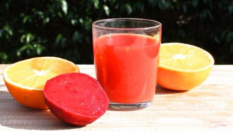كيفية تجهيز عصير الشمندر والبرتقال