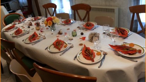 أفكار مختلفة لتزويق طاولة الإفطار في فصل الخريف