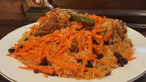 كيفية تجهيز الأرز البخاري بالزبيب والجزر