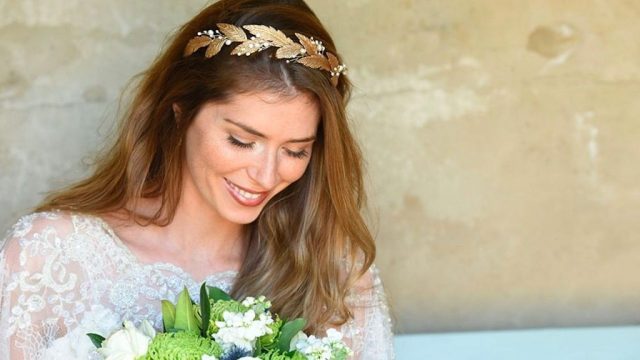أكثر من 40 إكسسوار لشعر العروس في حفل الزفاف