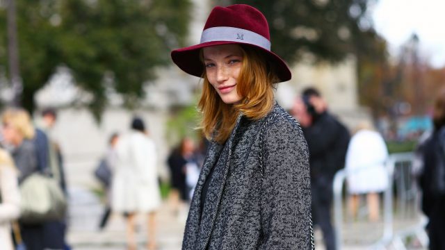 موديلات مختلفة من القبعات لإطلالة أنيقة وعصرية