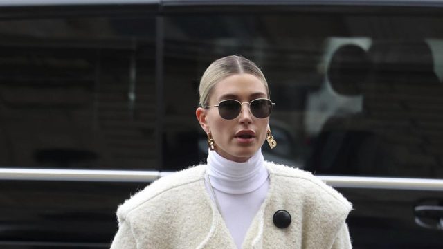 بالصور… استلهمي معنا إطلالتك لشتاء 2021 مع أحدث صيحات الموضة