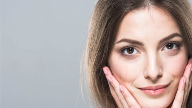 اعتني ببشرتك قبل حفلة رأس السنة بهذه الوصفات
