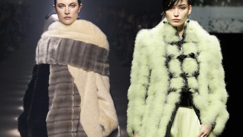 تشكيلة رائعة من معاطف الفرو لشتاء 2021