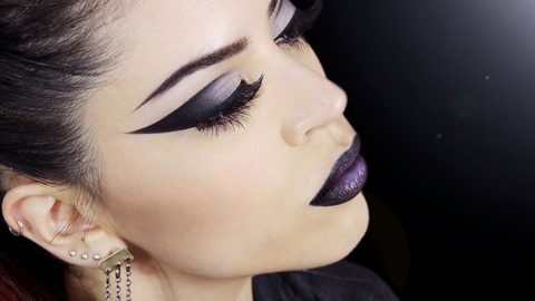 صيحات مكياج عيون 2021 الأكثر رواجًا