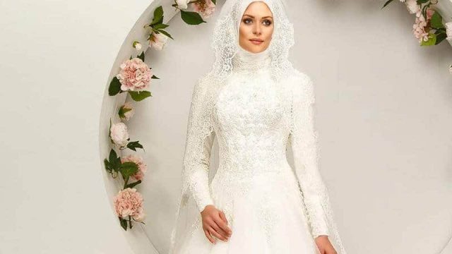 بالصور: تشكيلة فساتين زفاف ناعمة للمحجبات