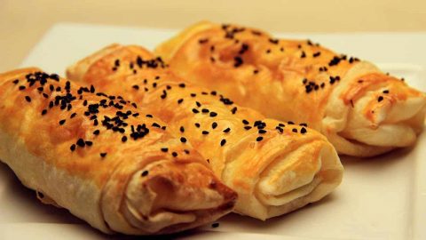 خطوات تجهيز برك تركية بالجبن