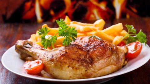 خطوات تجهيز صينية دجاج بالثوم