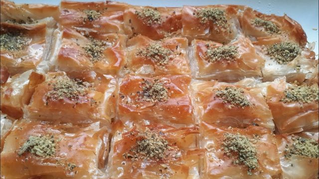 طريقة إعداد بقلاوة بالجبن لسهريات رمضان