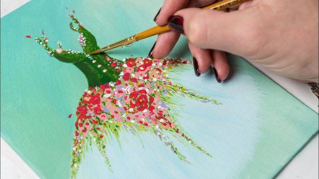 شاهدي معنا هذه الموديلات المطبعة والمنقوشة من الفساتين الصيفية
