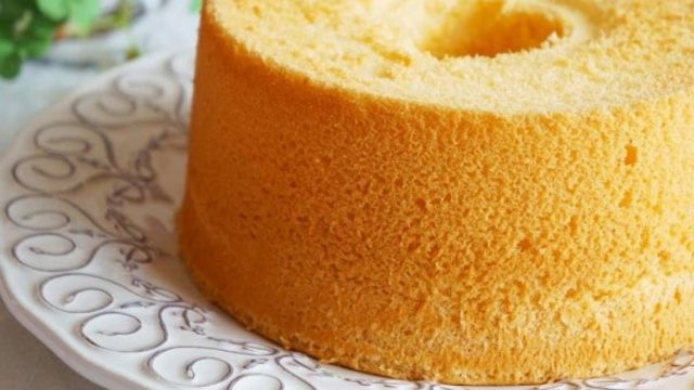 خطوات بسيطة لتجهيز كيكة لذيدة لفطور الصباح