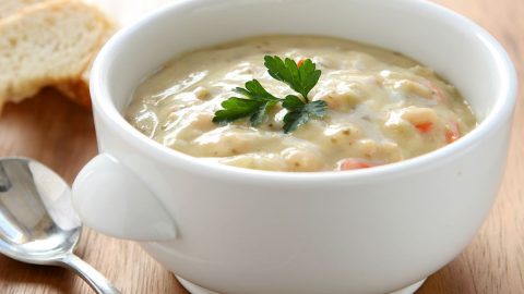 كيفية تجهيز شوربة الدجاج بالكريمة