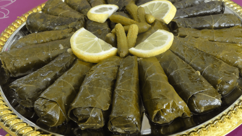 كيفية إعداد ورق العنب بالزيت والليمون