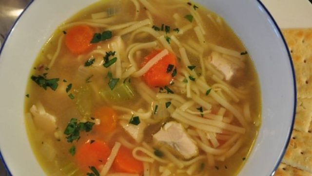 كيفية تجهيز شوربة الشعيرية بالجزر