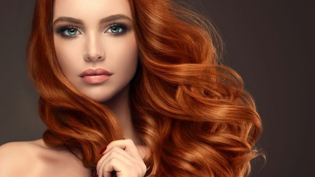 هذا هو لون الصبغة التي يمكنك تجربتها في بداية فصل الخريف