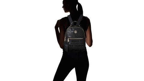 شاهدي معنا هذه التشكيلة الراقية من الشنط لإطلالة فخمة