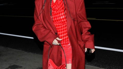 موضة الطباعة والنقوشات تعود من جديد في شتاء 2022