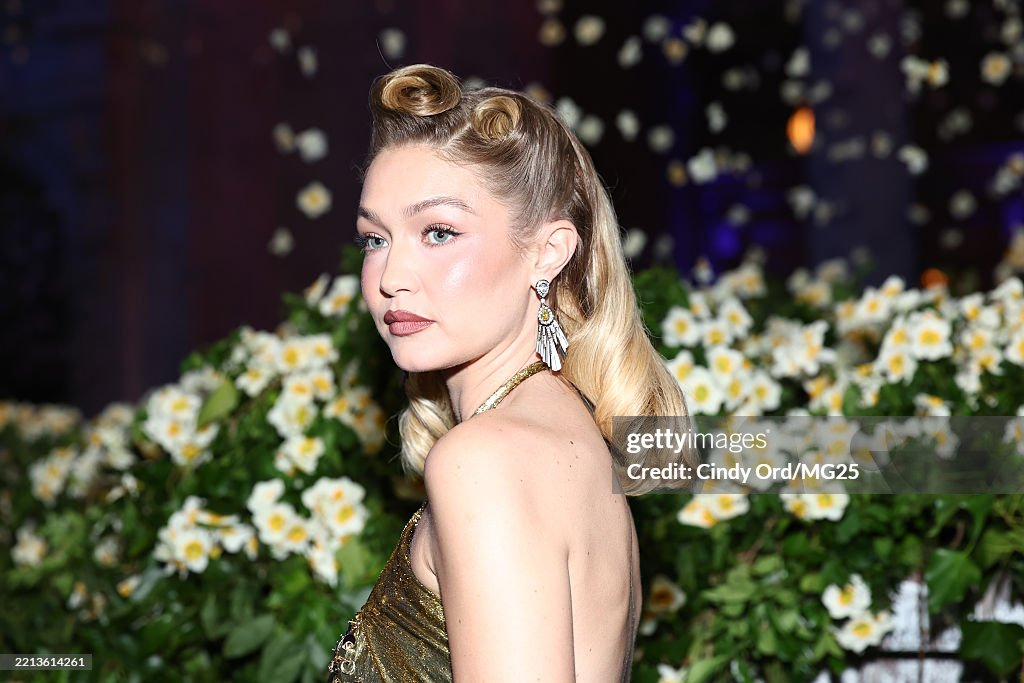 صبغات شعر للبشرة البيضاء