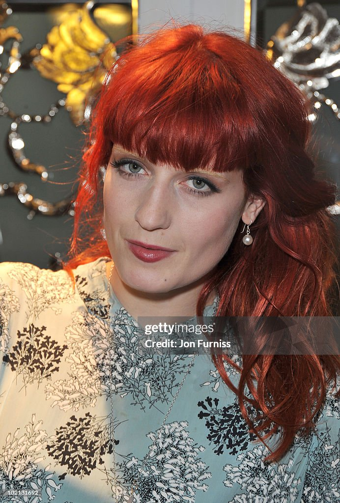 صبغات شعر للبشرة البيضاء