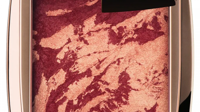 أفضل بلاشر لبشرة متوهجة عام 2026