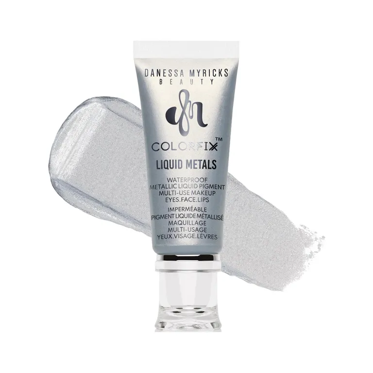 موضة المكياج الكروم 2026